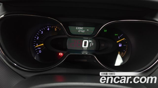 Renault Korea QM3 2015 — photo 11