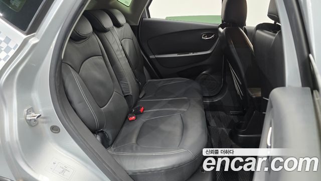 Renault Korea QM3 2015 — photo 17