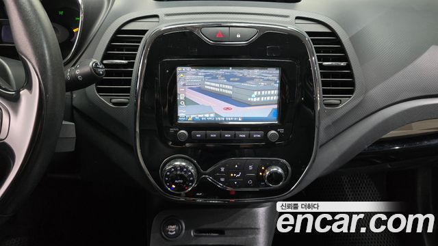 Renault Korea QM3 2015 — photo 22