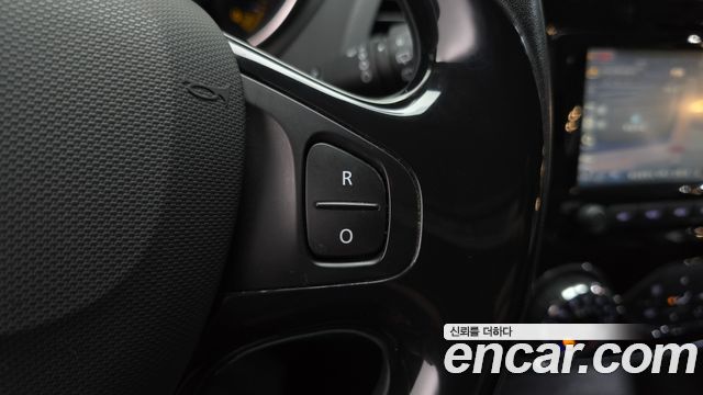 Renault Korea QM3 2015 — photo 25
