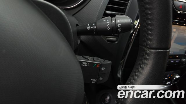 Renault Korea QM3 2015 — photo 27