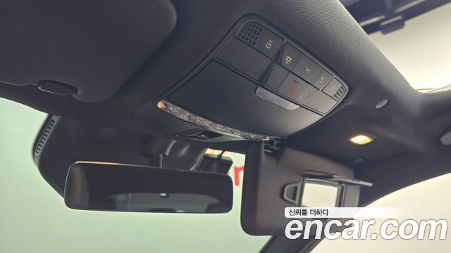 Mercedes-Benz GLC-Class 2022 — photo 20