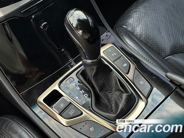 Hyundai Grandeur 2012 — photo 9