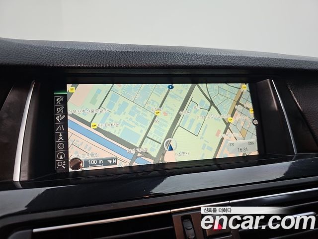 BMW 5-Series 2015 — photo 13