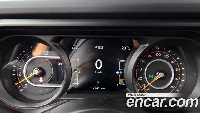 Jeep Wrangler 2024 — photo 11