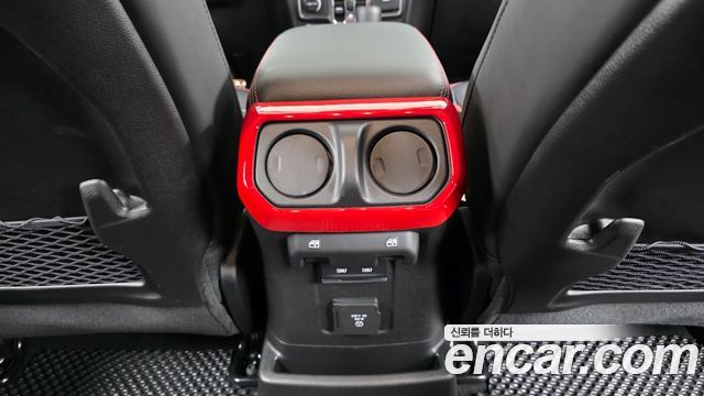 Jeep Wrangler 2024 — photo 24