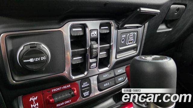 Jeep Wrangler 2024 — photo 26