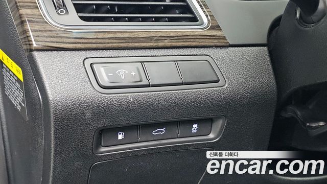 Hyundai Sonata 2016 — photo 13