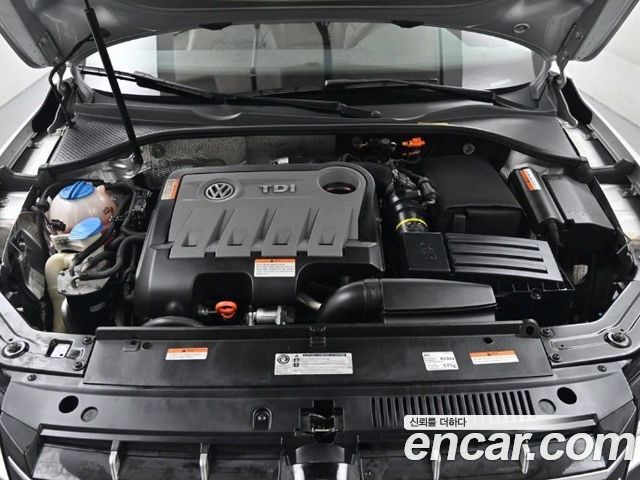 Volkswagen Passat 2014 — photo 6