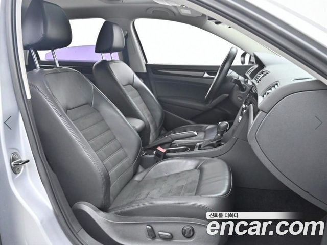 Volkswagen Passat 2014 — photo 10