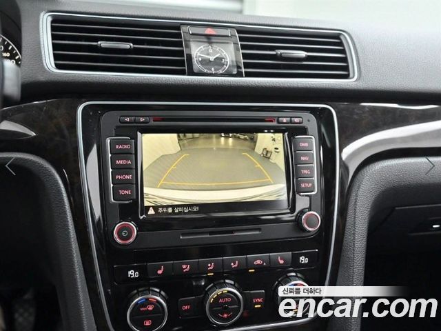 Volkswagen Passat 2014 — photo 15