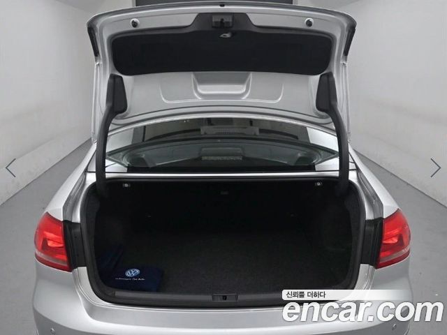 Volkswagen Passat 2014 — photo 20