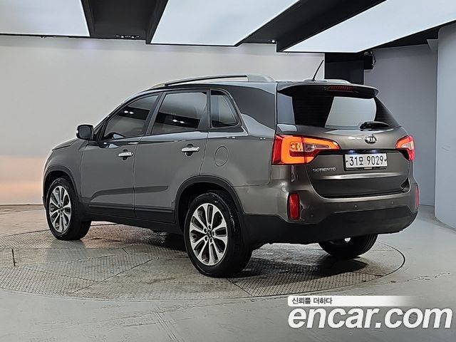 Kia Sorento 2014 — photo 3
