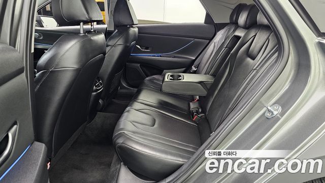 Hyundai AVANTE 2021 — photo 18