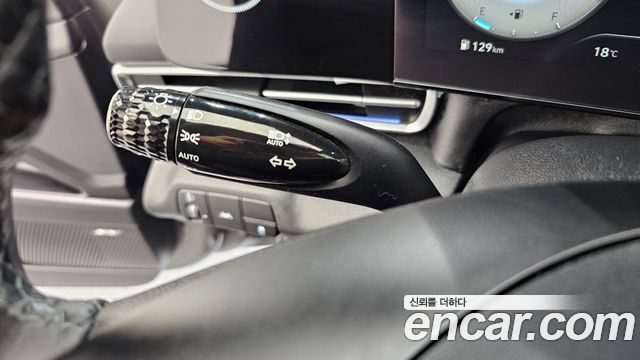 Hyundai AVANTE 2021 — photo 25