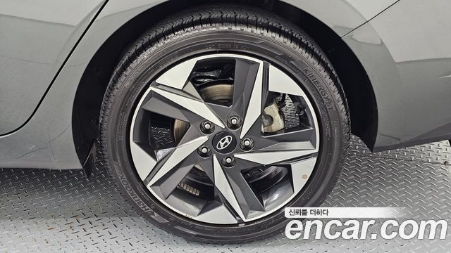 Hyundai AVANTE 2021 — photo 7