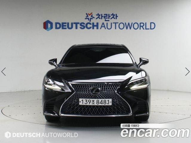 Lexus LS 2020 — photo 3