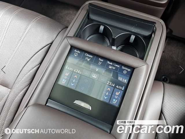 Lexus LS 2020 — photo 16