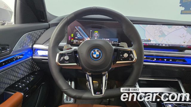 BMW 7-Series 2023 — photo 14