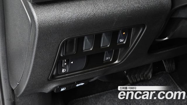Renault Korea QM6 2023 — photo 14