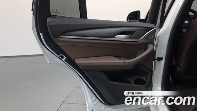 BMW iX3 2022 — photo 15