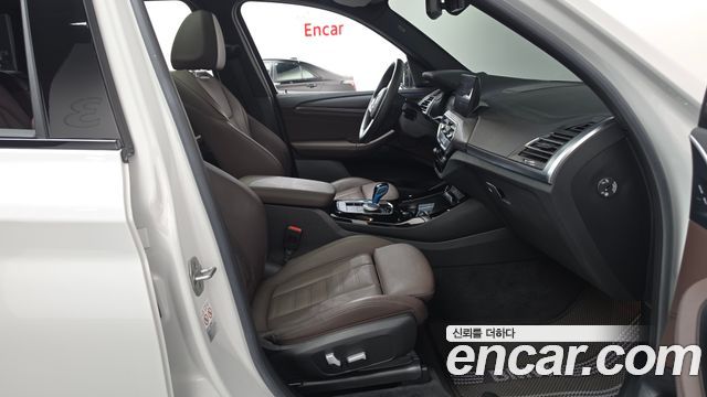 BMW iX3 2022 — photo 16