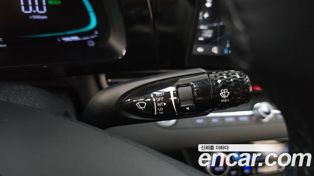Hyundai AVANTE 2024 — photo 25