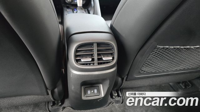 Hyundai AVANTE 2024 — photo 31