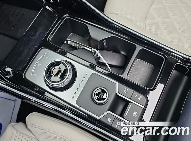 Kia Sorento 2023 — photo 8