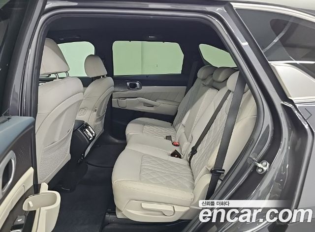 Kia Sorento 2023 — photo 12