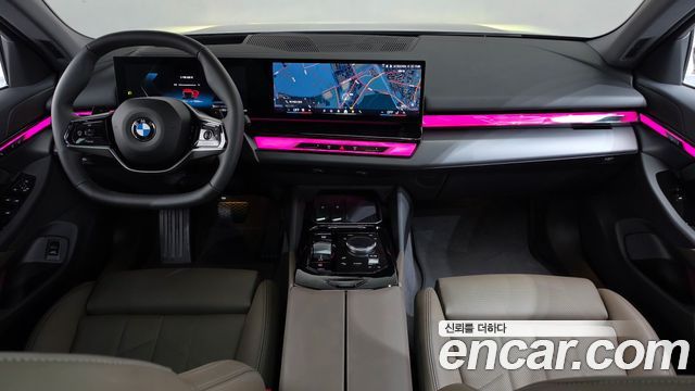 BMW 5-Series 2025 — photo 7