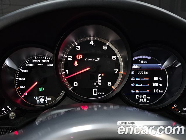 Porsche 911 2015 — photo 19