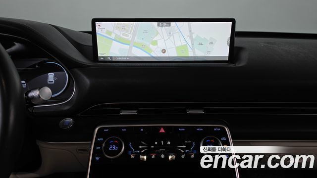 Genesis GV80 2020 — photo 13