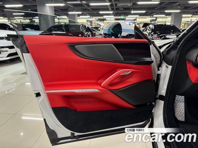Ferrari Purosangue 2024 — photo 7