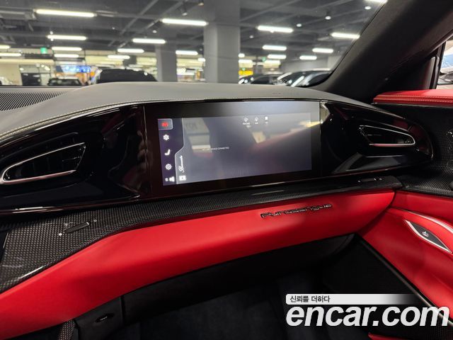 Ferrari Purosangue 2024 — photo 10