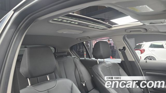 BMW 1-Series 2017 — photo 19