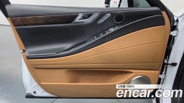 Genesis G80 2022 — photo 14