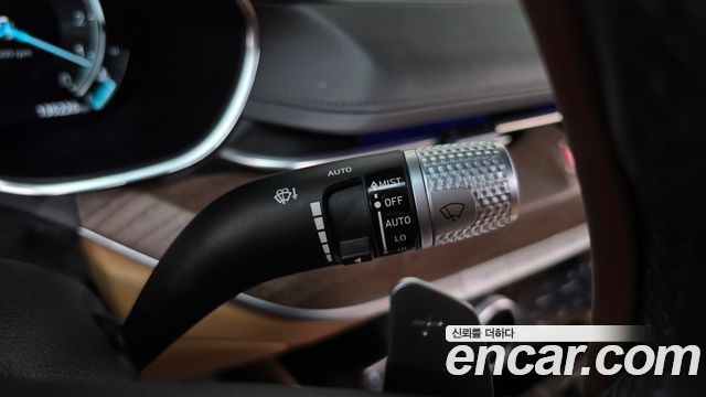 Genesis G80 2022 — photo 28