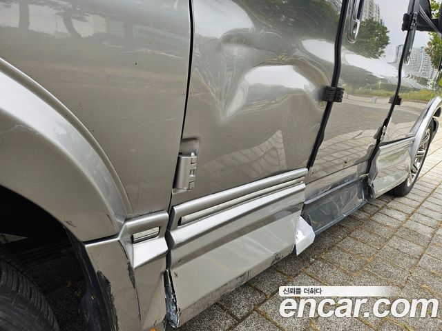 Chevrolet Express Van 2015 — photo 2