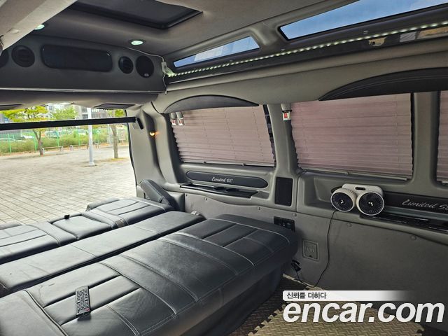 Chevrolet Express Van 2015 — photo 19