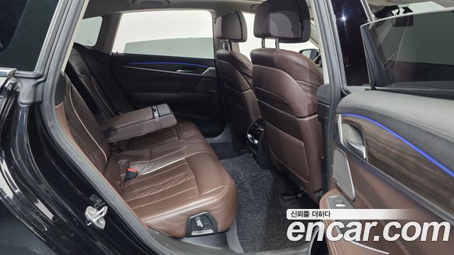 BMW Gran Turismo 2020 — photo 12