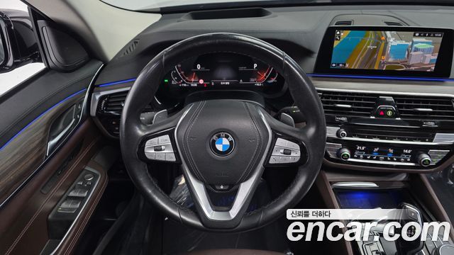 BMW Gran Turismo 2020 — photo 13