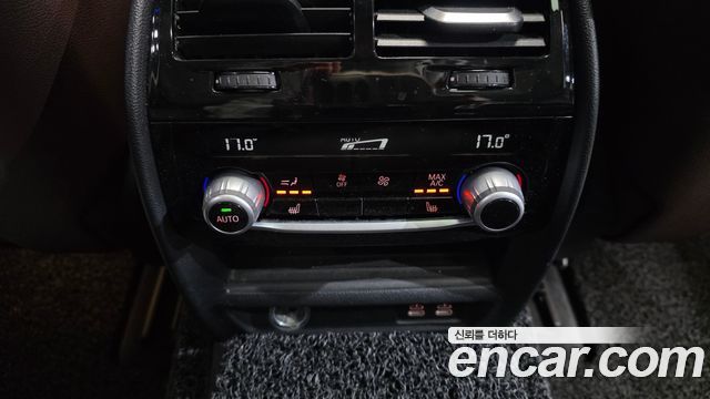 BMW Gran Turismo 2020 — photo 18