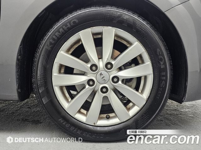 Kia K3 2013 — photo 5