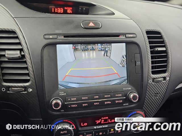 Kia K3 2013 — photo 15
