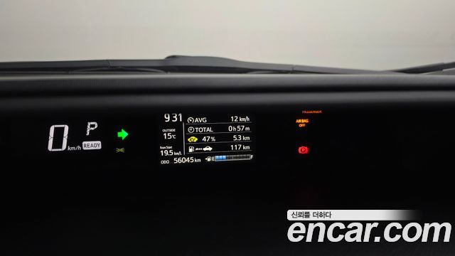 Toyota Prius 2018 — photo 11