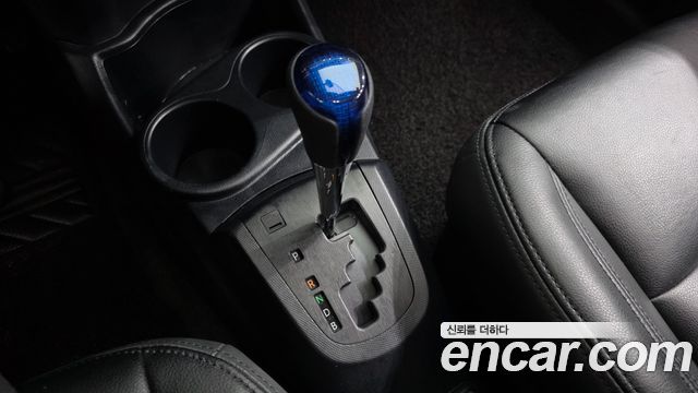 Toyota Prius 2018 — photo 12