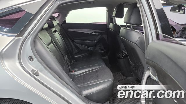 Hyundai i40 2012 — photo 12
