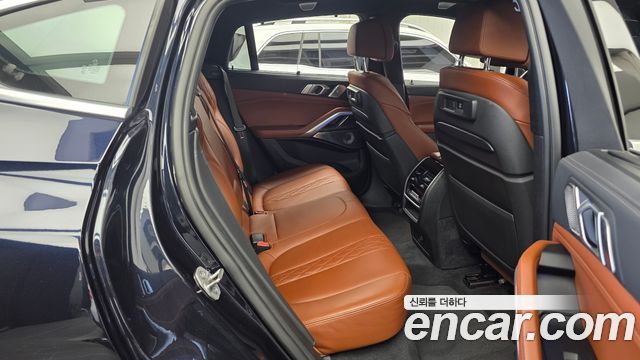 BMW X6 2021 — photo 18
