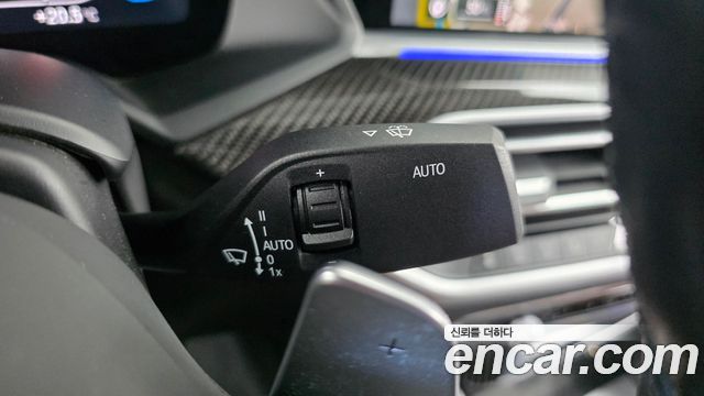 BMW X6 2021 — photo 27
